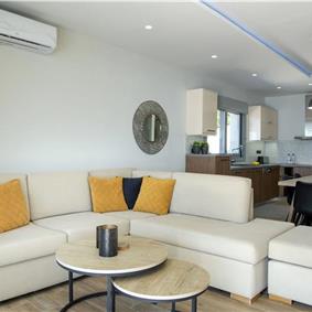 3 bedroom villa with pool & sea views, Agios Mathaios, sleeps 6